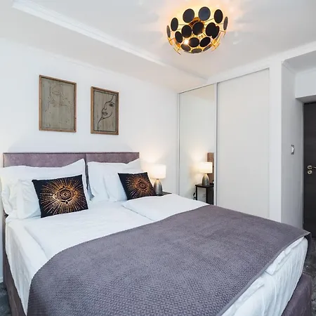 Misto Apartment