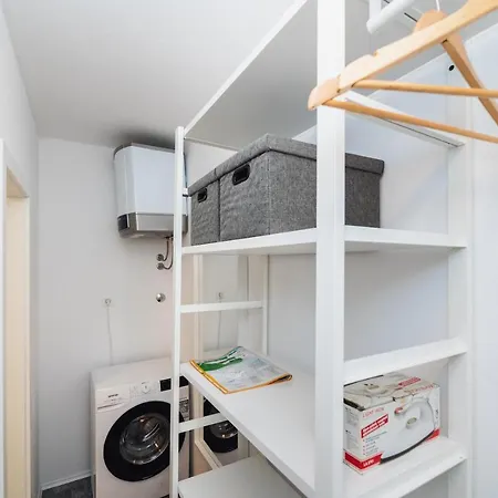 Misto Apartment *